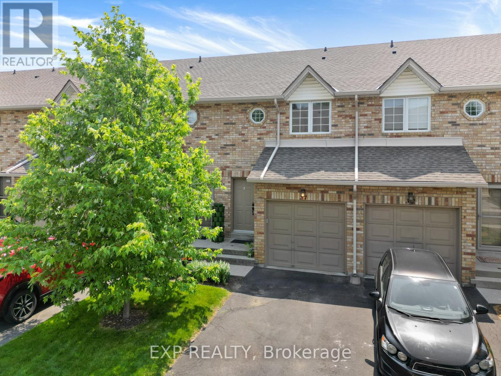 31 - 2025 Cleaver Avenue, Burlington (Headon), Ontario  L7M 4H8 - Photo 2 - W12216785