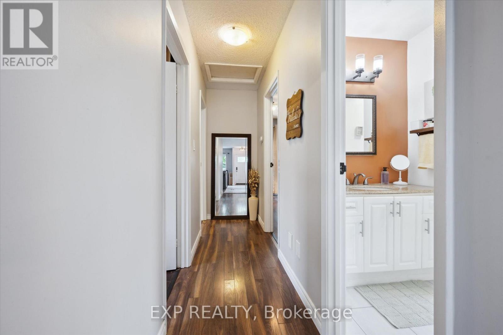 170 Natchez Road, Kitchener, Ontario  N2B 3L2 - Photo 13 - X12215865