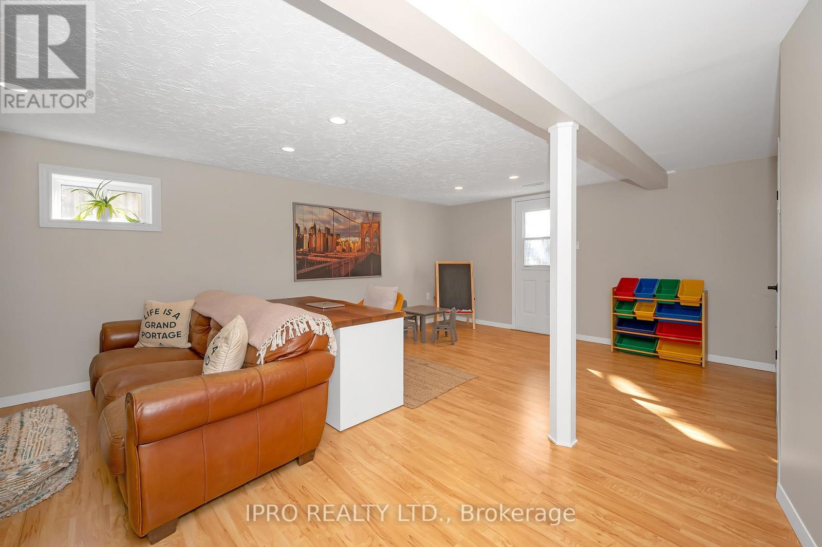 64 Hahn Avenue, Cambridge, Ontario  N3C 2X9 - Photo 20 - X12214874