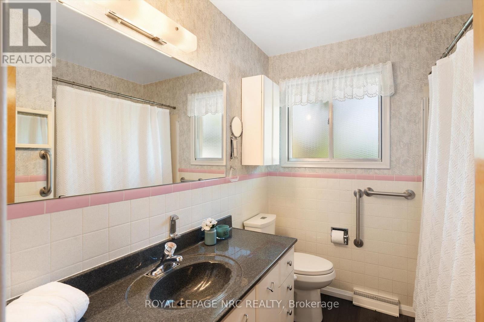 47 Parnell Road, St. Catharines (Vine/linwell), Ontario  L2N 2W5 - Photo 20 - X12216734