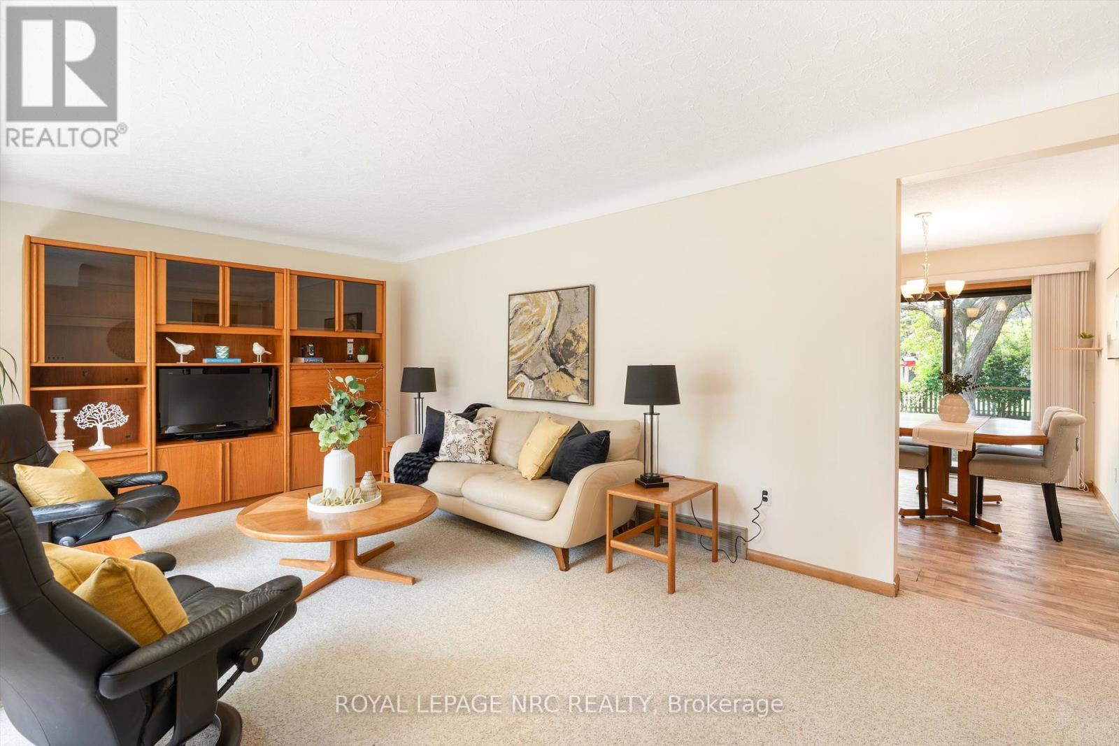 47 Parnell Road, St. Catharines (Vine/linwell), Ontario  L2N 2W5 - Photo 6 - X12216734