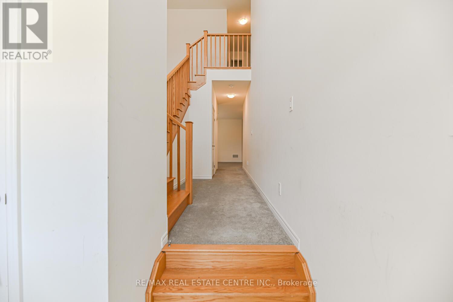 8 Stokes Road, Brant (Paris), Ontario  N3L 3E3 - Photo 5 - X12215951