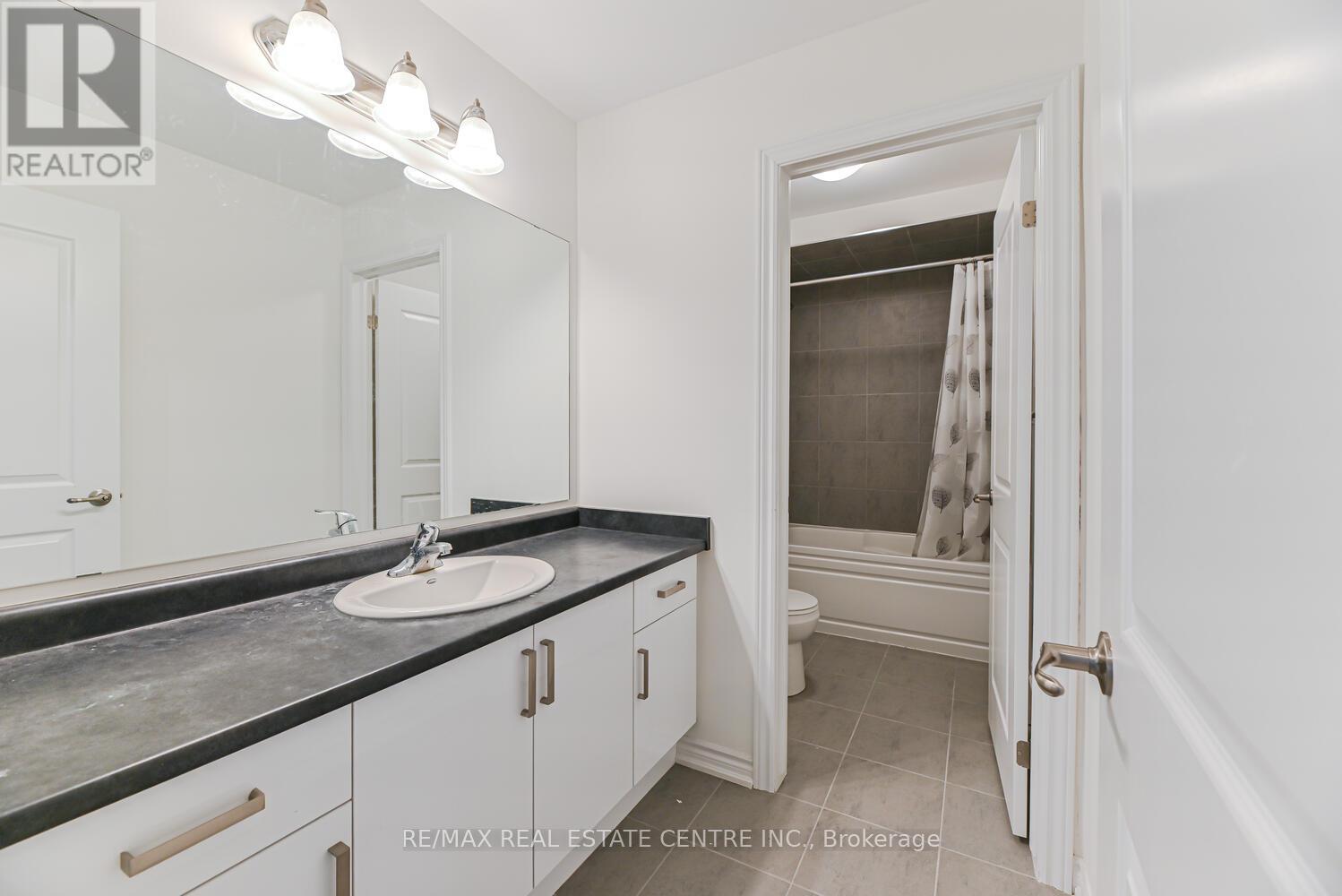 8 Stokes Road, Brant (Paris), Ontario  N3L 3E3 - Photo 32 - X12215951