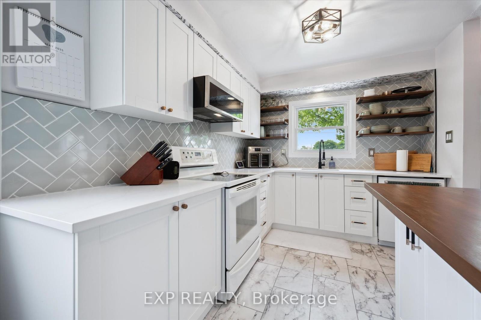 170 Natchez Road, Kitchener, Ontario  N2B 3L2 - Photo 11 - X12215865