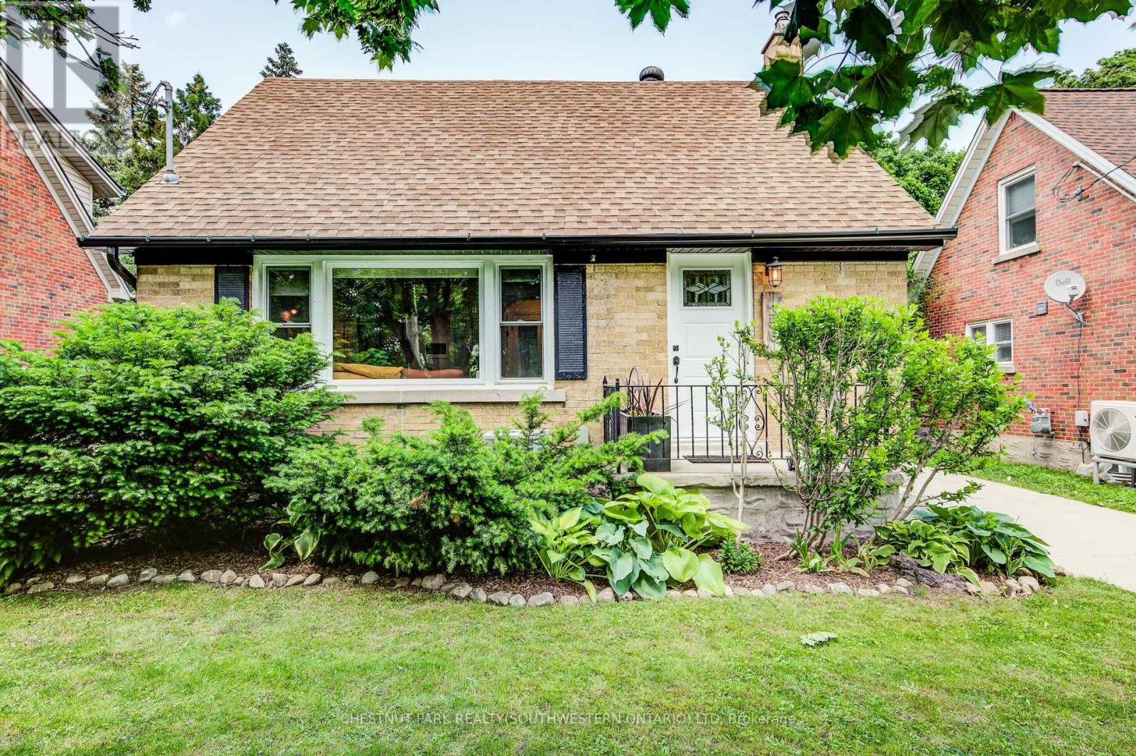 256 MANSION STREET, Kitchener, Ontario