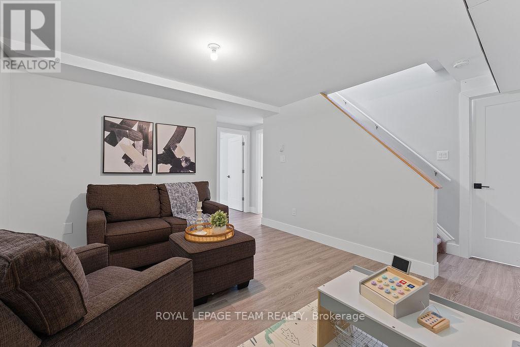 2442 White Lake Road, Mcnab/braeside, Ontario  K7S 3G9 - Photo 23 - X12216486