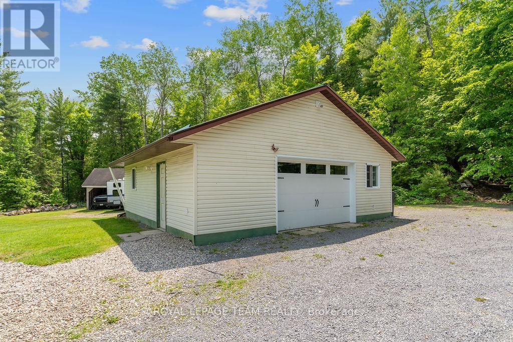 2442 White Lake Road, Mcnab/braeside, Ontario  K7S 3G9 - Photo 30 - X12216486