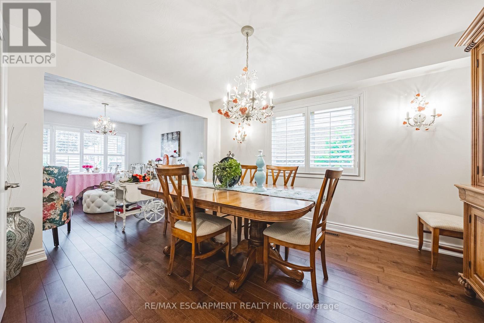 2 Antoinette Court, Hamilton, Ontario  L9B 2E7 - Photo 9 - X12215953