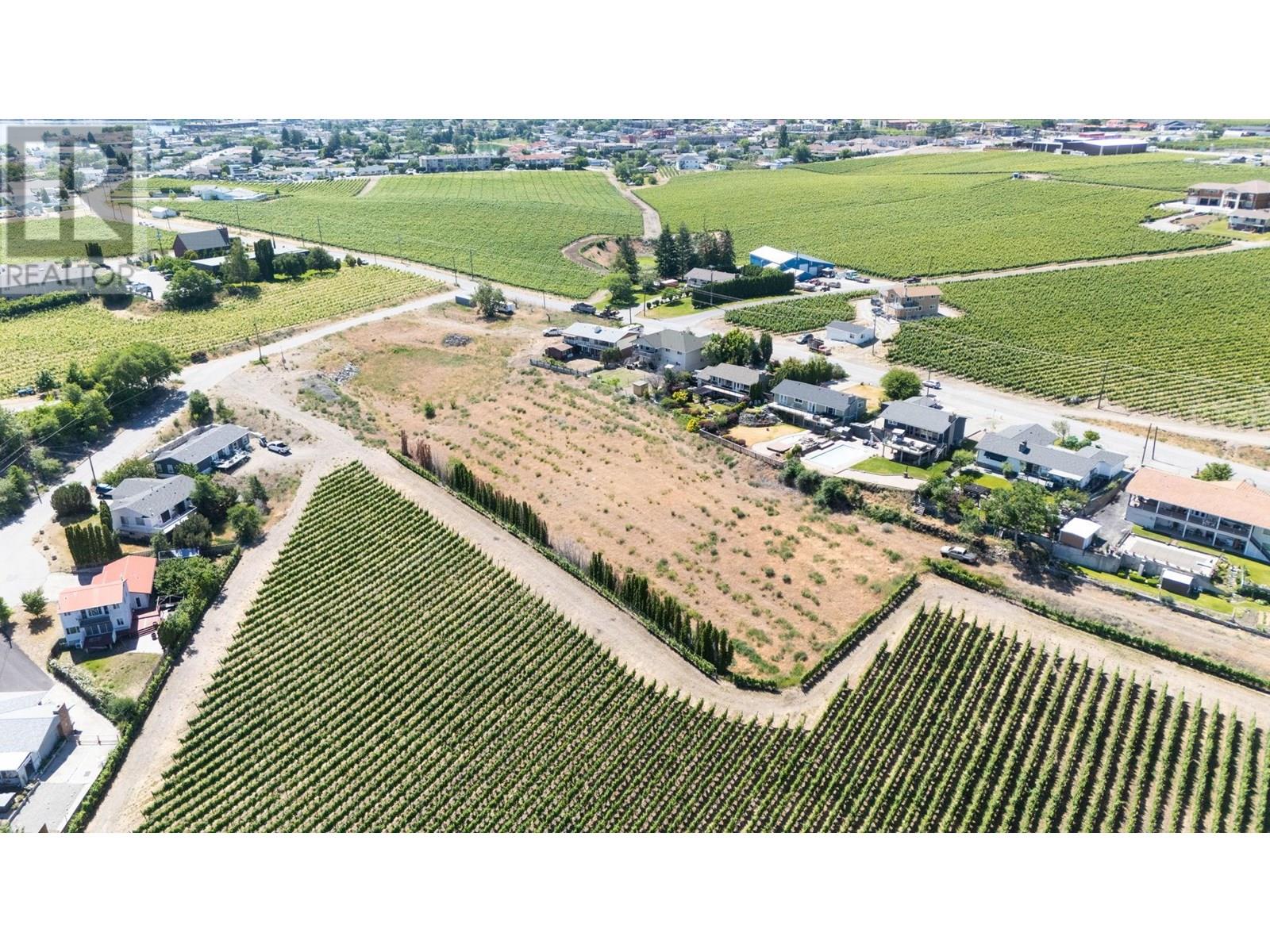 8525 104th Avenue, Osoyoos, British Columbia  V0H 1V0 - Photo 2 - 10352040