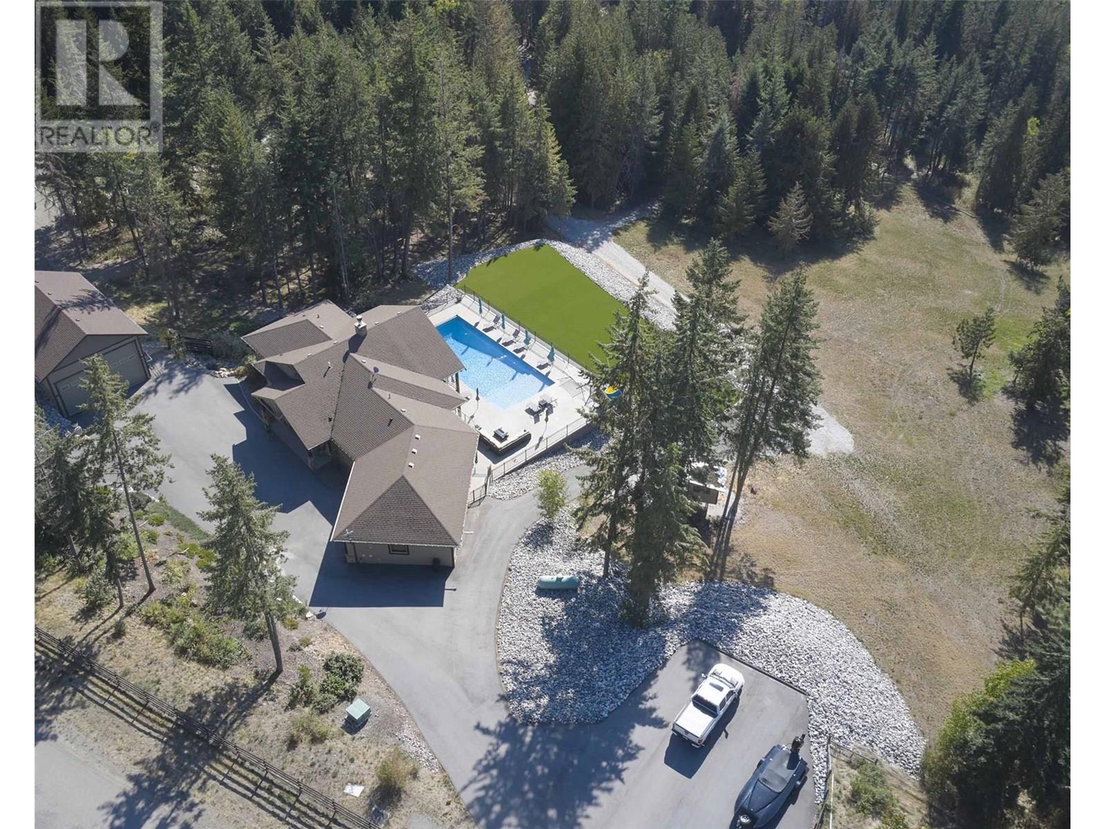 6032 Lynx Drive, Vernon, British Columbia