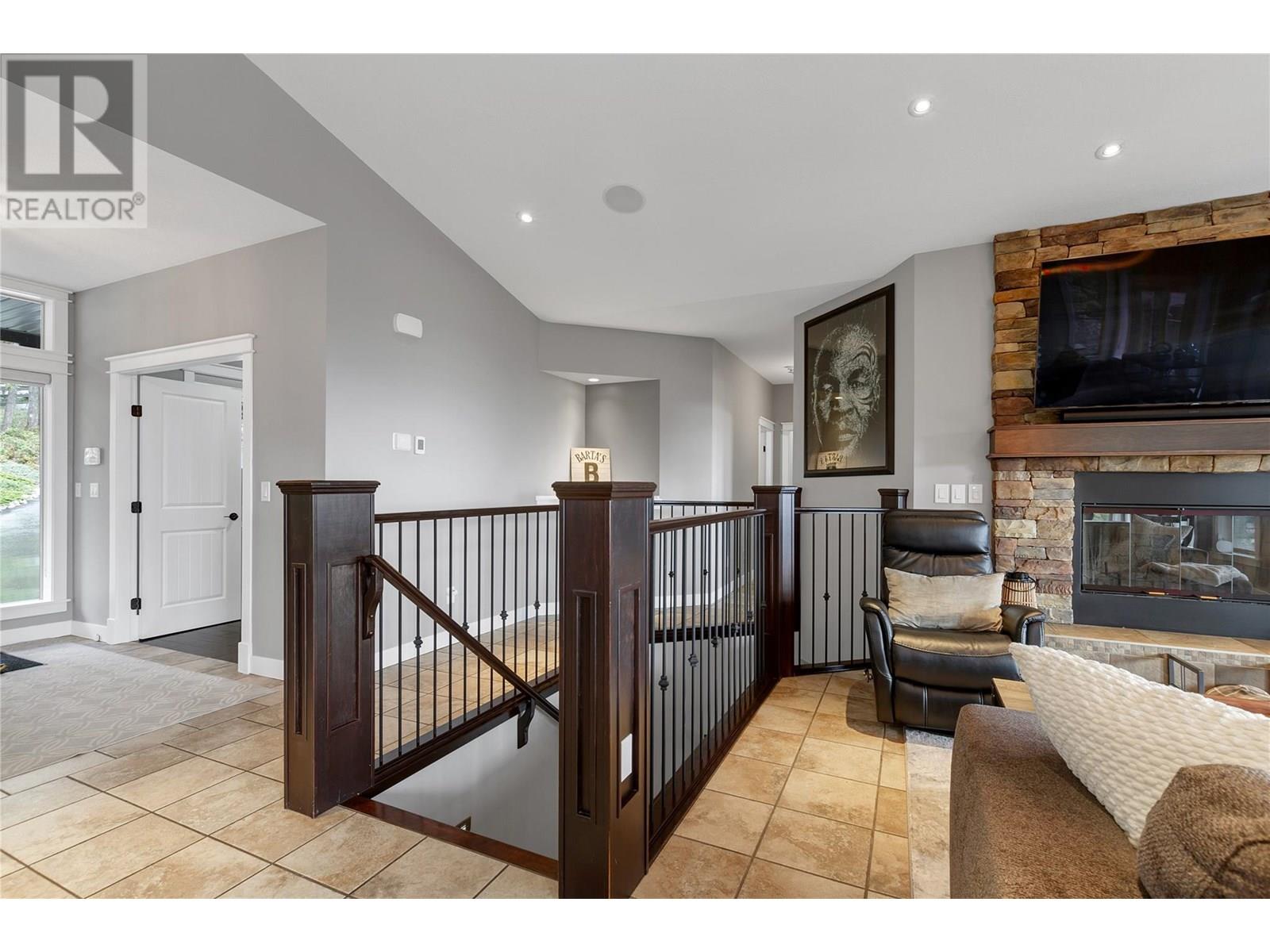 6032 Lynx Drive, Vernon, British Columbia  V1B 3J5 - Photo 14 - 10352002