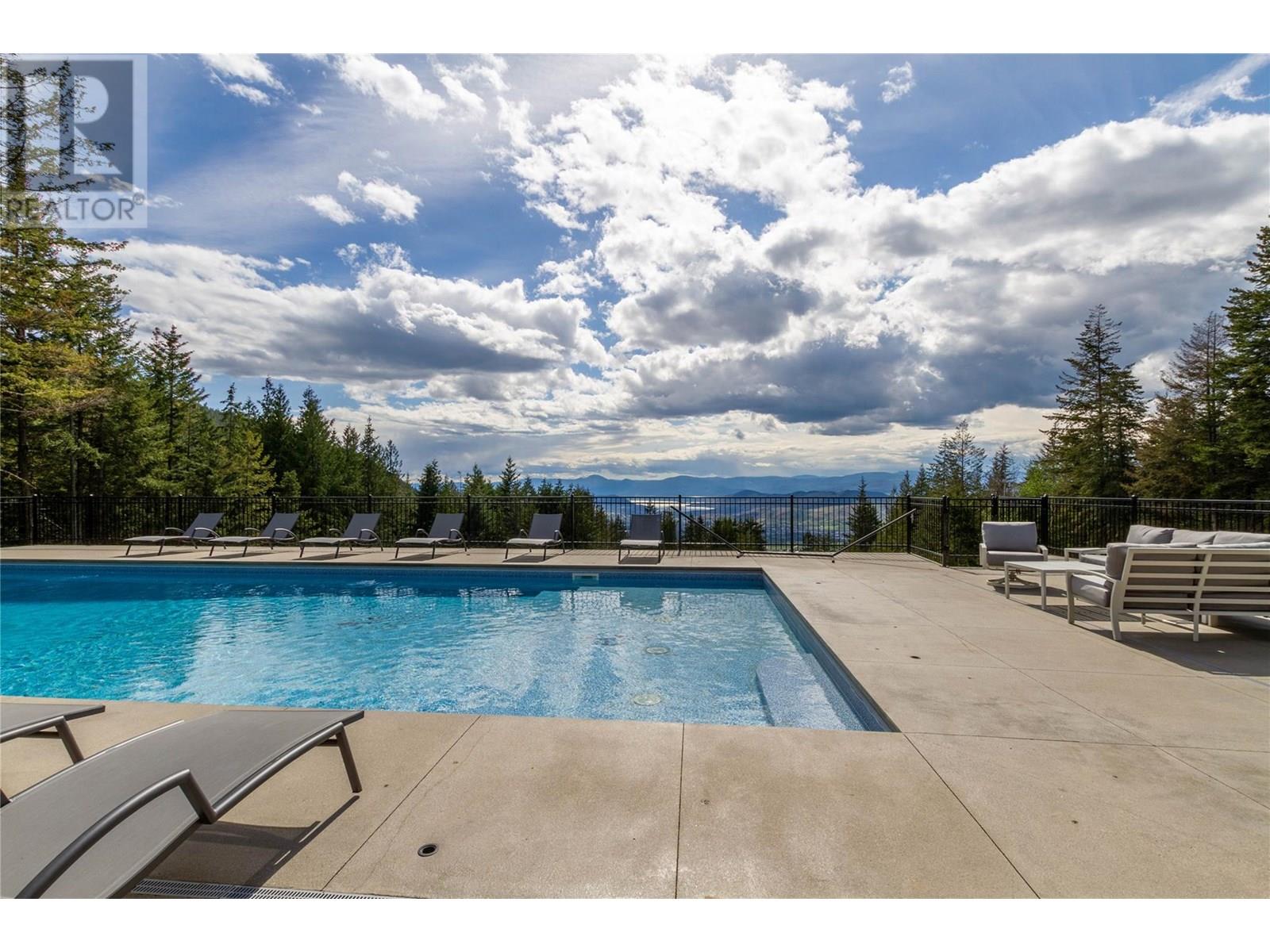 6032 Lynx Drive, Vernon, British Columbia  V1B 3J5 - Photo 65 - 10352002