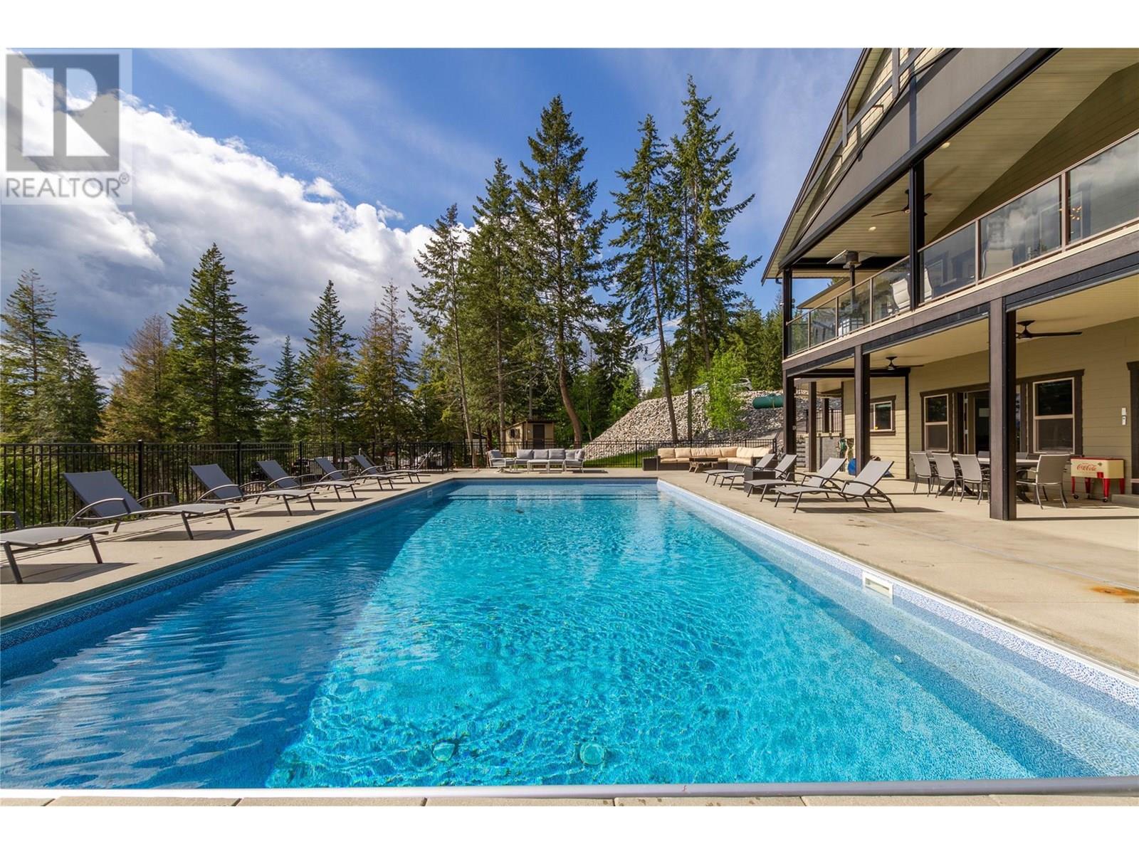 6032 Lynx Drive, Vernon, British Columbia  V1B 3J5 - Photo 69 - 10352002