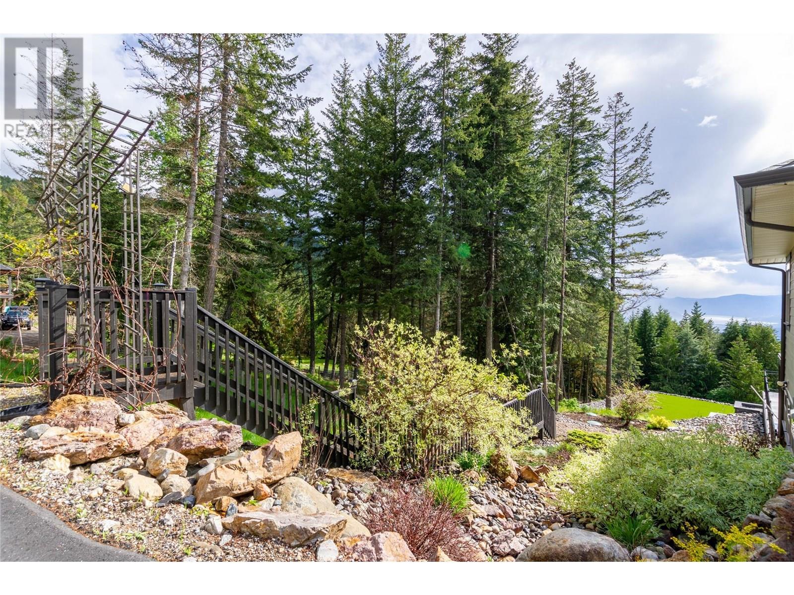 6032 Lynx Drive, Vernon, British Columbia  V1B 3J5 - Photo 78 - 10352002