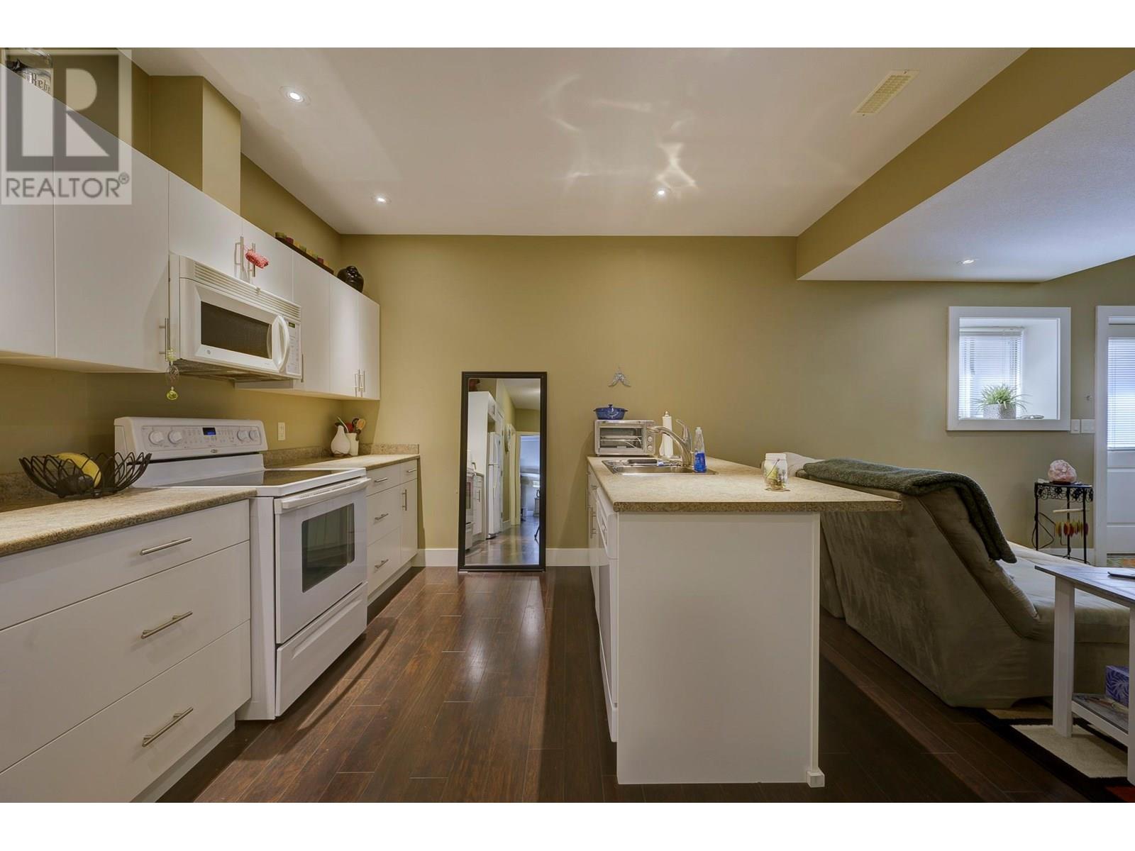 1761 Pinegrass Street, Kamloops, British Columbia  V1S 2B6 - Photo 36 - 10351965