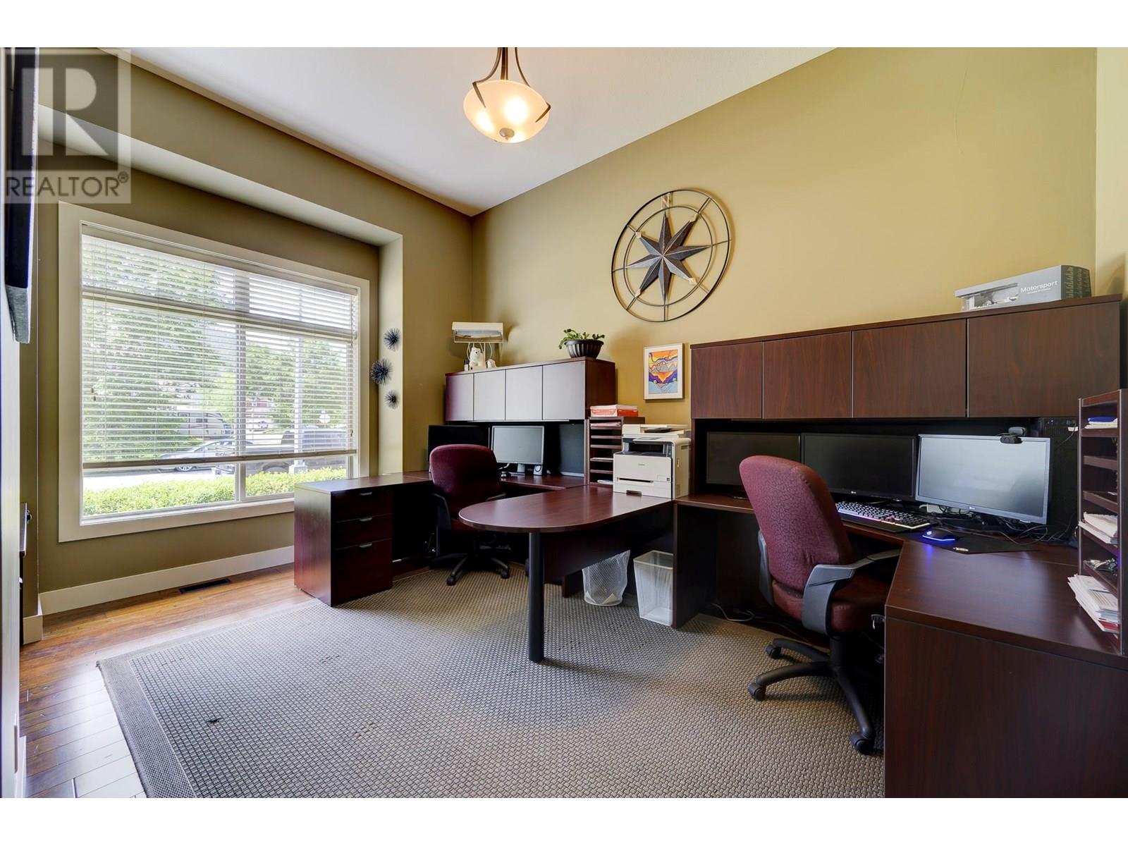 1761 Pinegrass Street, Kamloops, British Columbia  V1S 2B6 - Photo 4 - 10351965