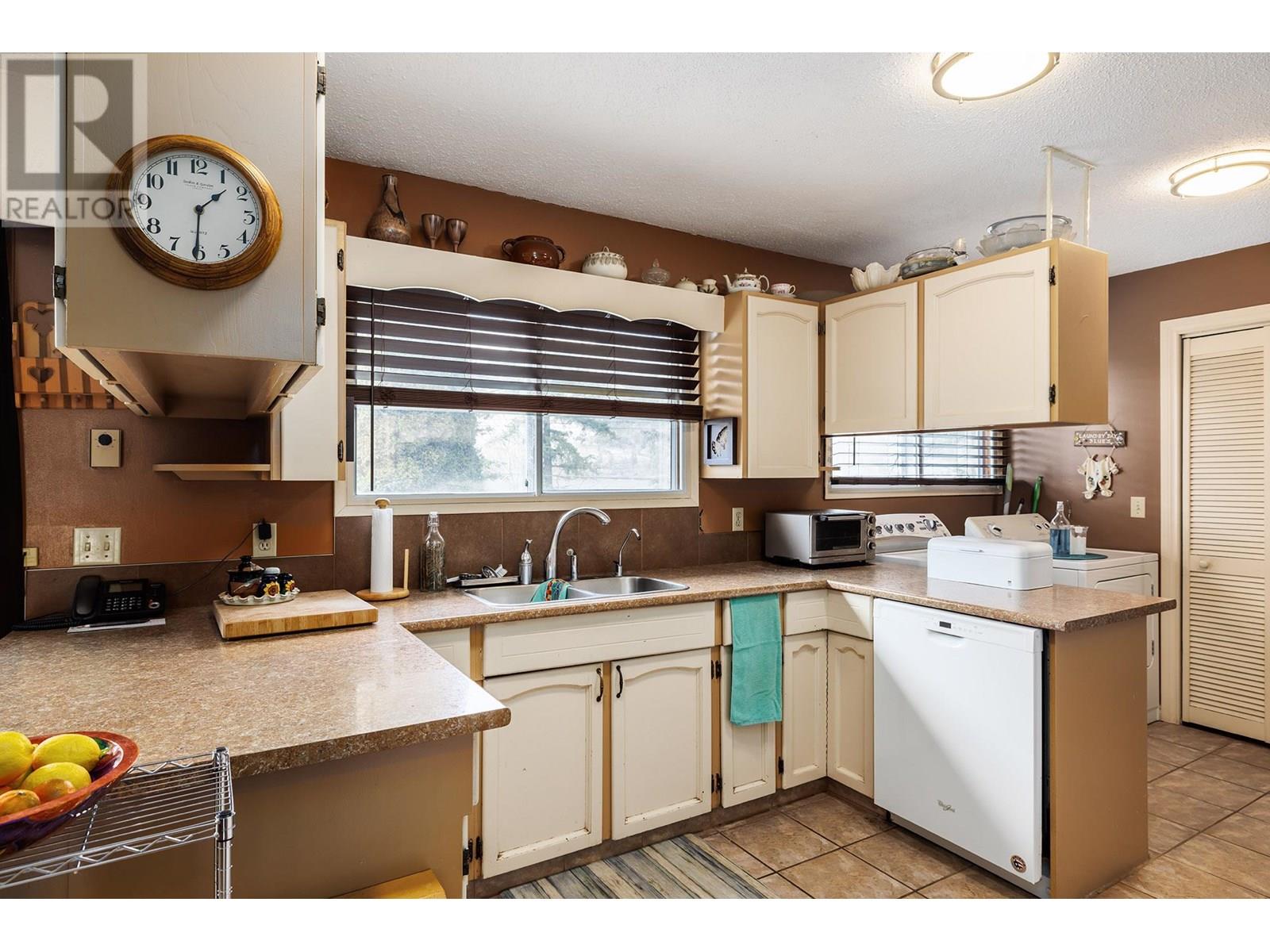 15911 Trask Road, Lake Country, British Columbia  V4V 2H9 - Photo 13 - 10351801