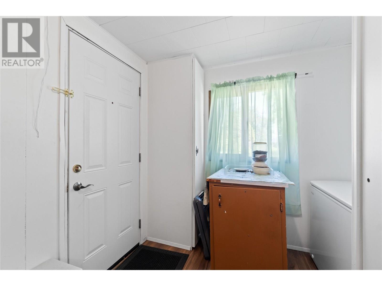 1361 30 Street Se Unit# 1, Salmon Arm, British Columbia  V1E 2N4 - Photo 33 - 10351786