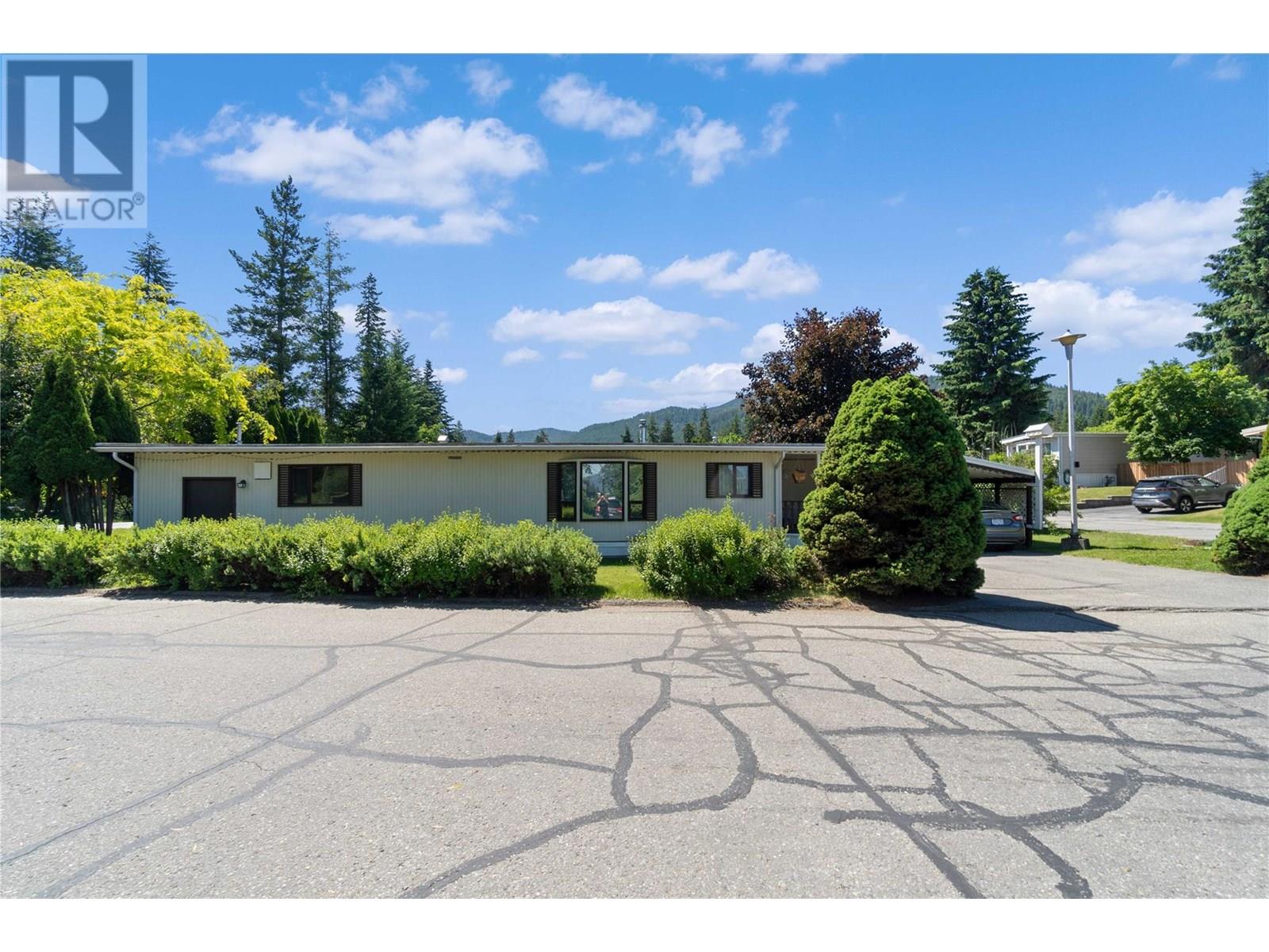 1361 30 Street Se Unit# 1, Salmon Arm, British Columbia  V1E 2N4 - Photo 34 - 10351786