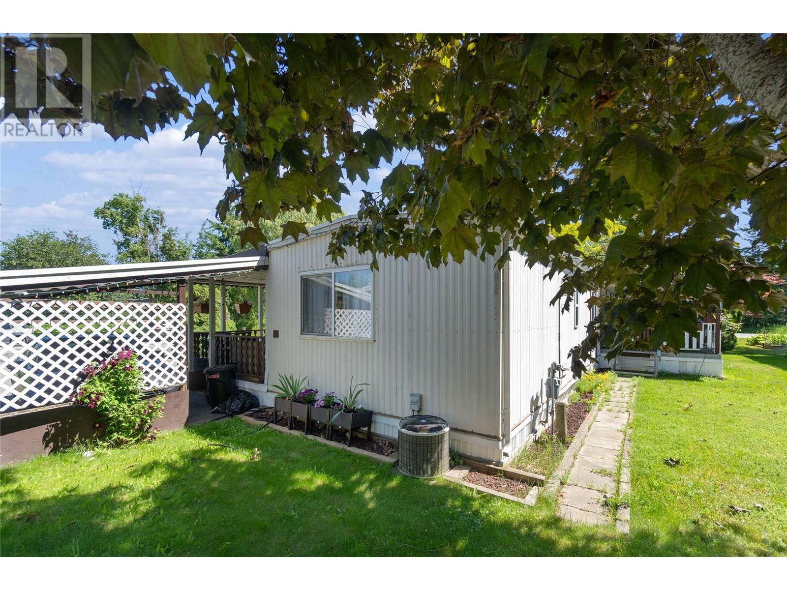 1361 30 Street Se Unit# 1, Salmon Arm, British Columbia  V1E 2N4 - Photo 48 - 10351786