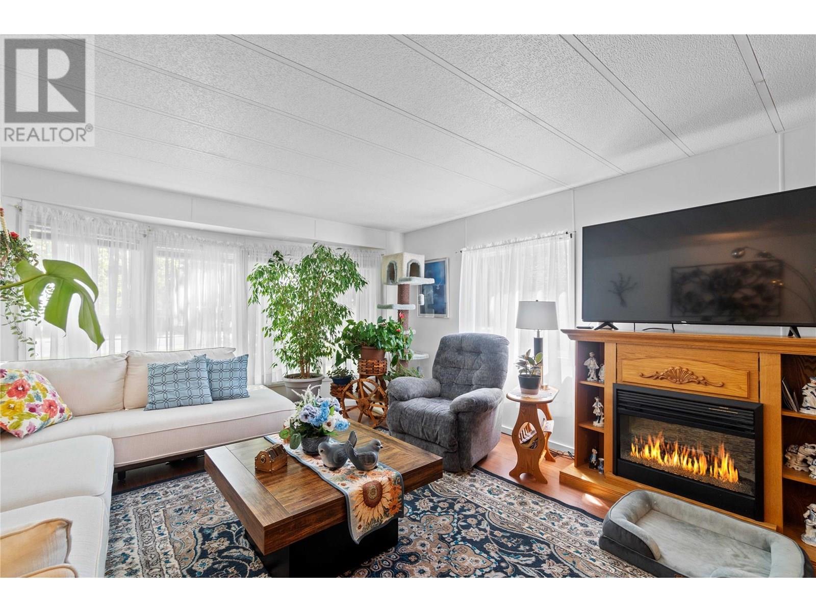 1361 30 Street Se Unit# 1, Salmon Arm, British Columbia  V1E 2N4 - Photo 5 - 10351786