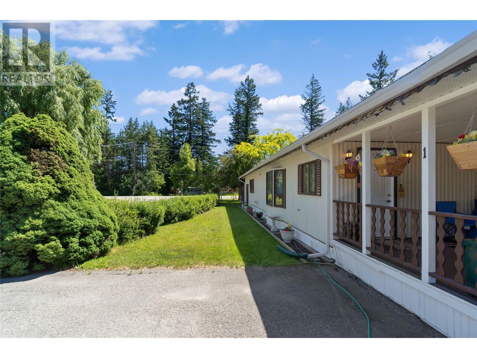 1361 30 Street Se Unit# 1, Salmon Arm, British Columbia  V1E 2N4 - Photo 53 - 10351786