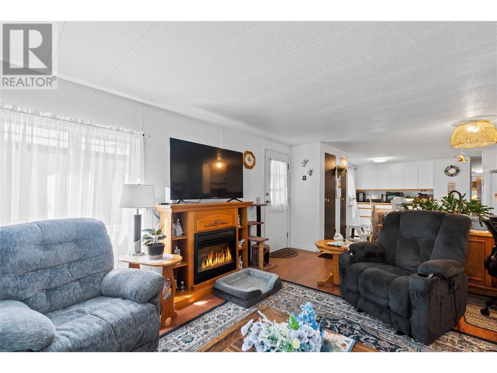 1361 30 Street Se Unit# 1, Salmon Arm, British Columbia  V1E 2N4 - Photo 6 - 10351786