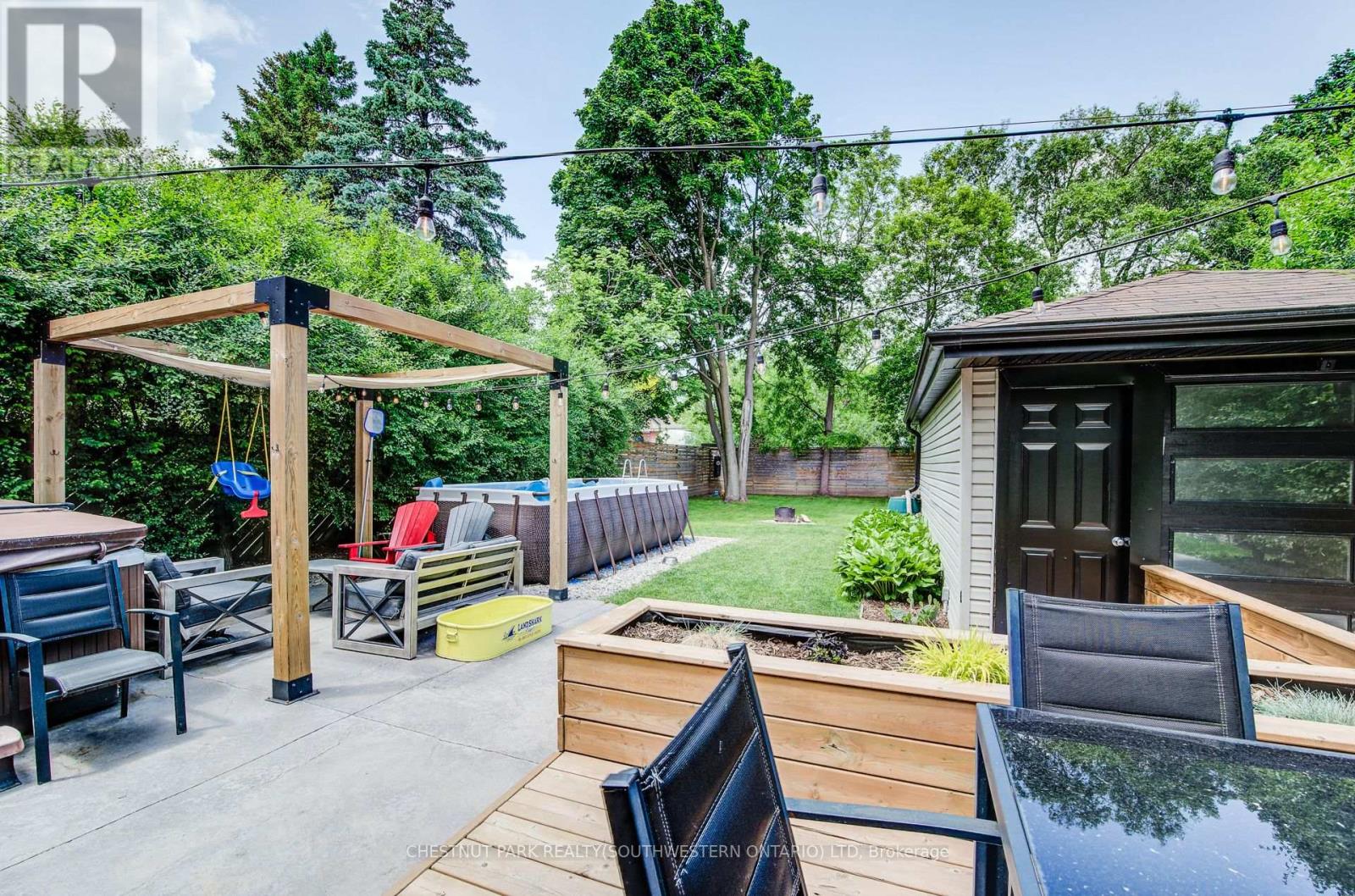 256 Mansion Street, Kitchener, Ontario  N2H 2K7 - Photo 43 - X12215952