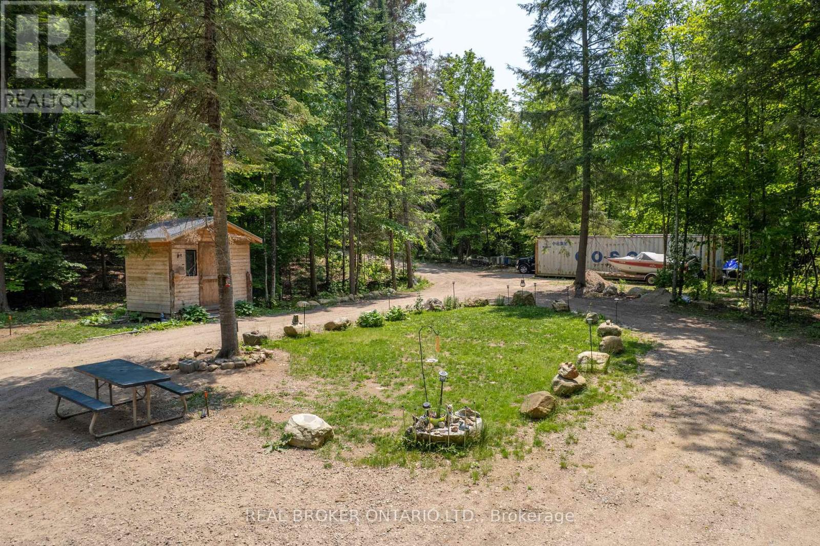 1565 Ursa Road, Highlands East (Glamorgan), Ontario  K0M 1R0 - Photo 12 - X12215979