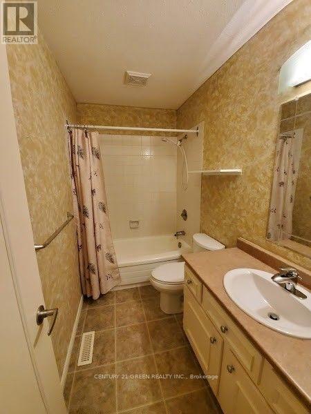 773 Berkshire Drive, London South, Ontario  N6J 3S5 - Photo 11 - X12215984