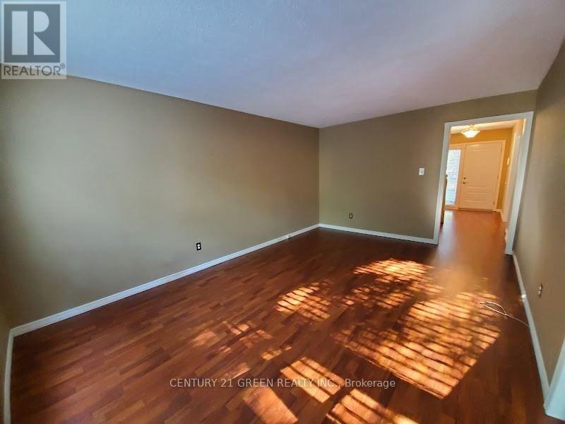773 Berkshire Drive, London South, Ontario  N6J 3S5 - Photo 2 - X12215984