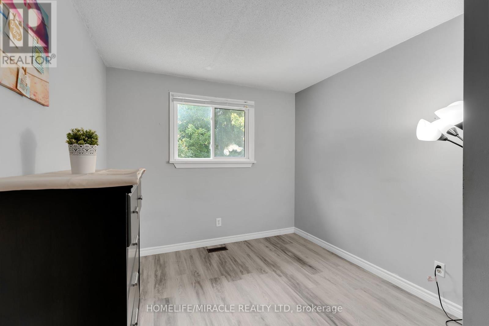 759 Ridley Drive, Kingston, Ontario  K7P 2A5 - Photo 21 - X12216014