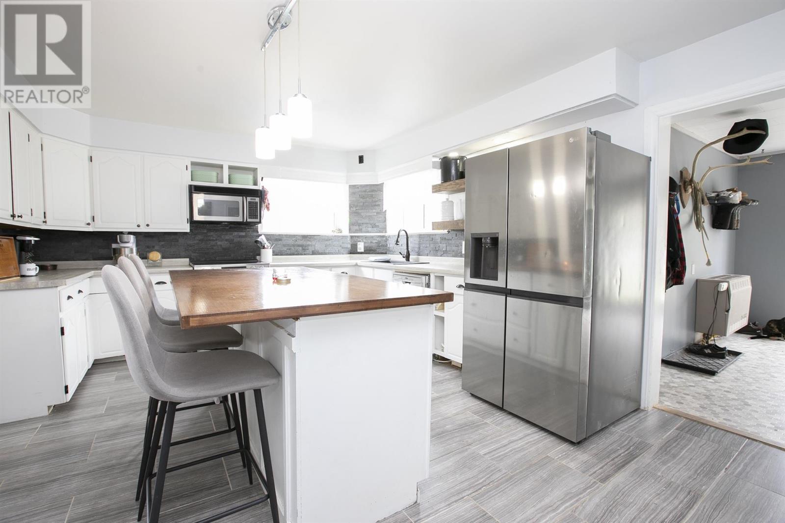 22 Huron St, Thessalon, Ontario  P0R 1L0 - Photo 22 - SM251251