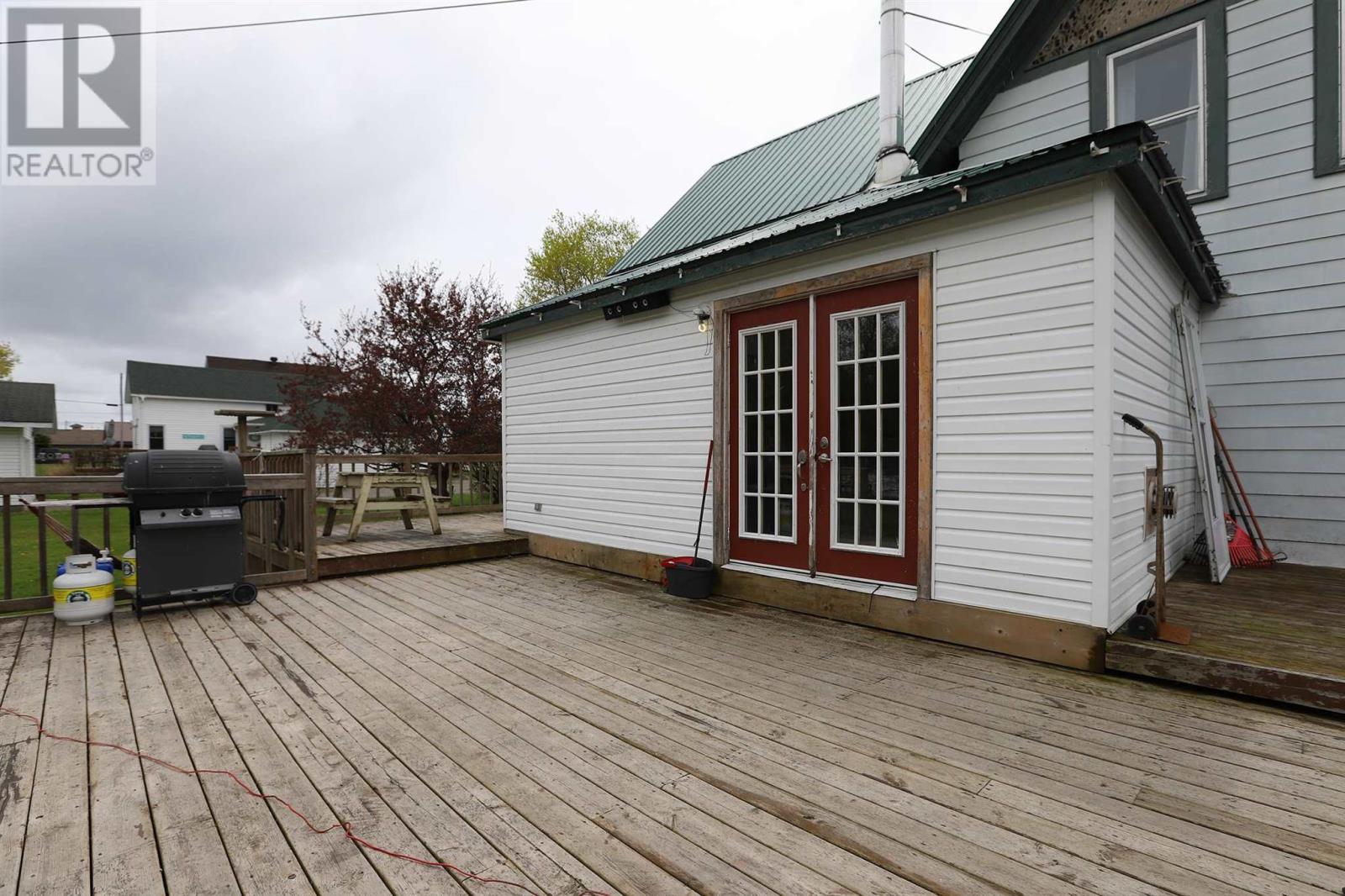 22 Huron St, Thessalon, Ontario  P0R 1L0 - Photo 9 - SM251251