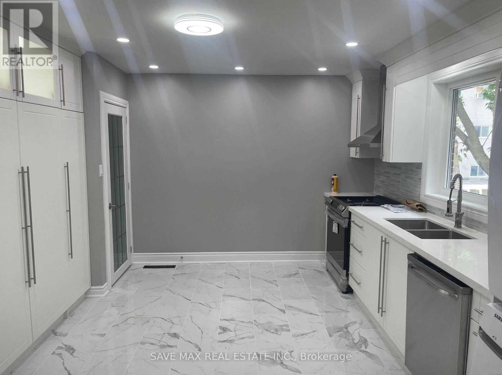 15 Orchard Street W, London South, Ontario  N6J 2R3 - Photo 5 - X12216028