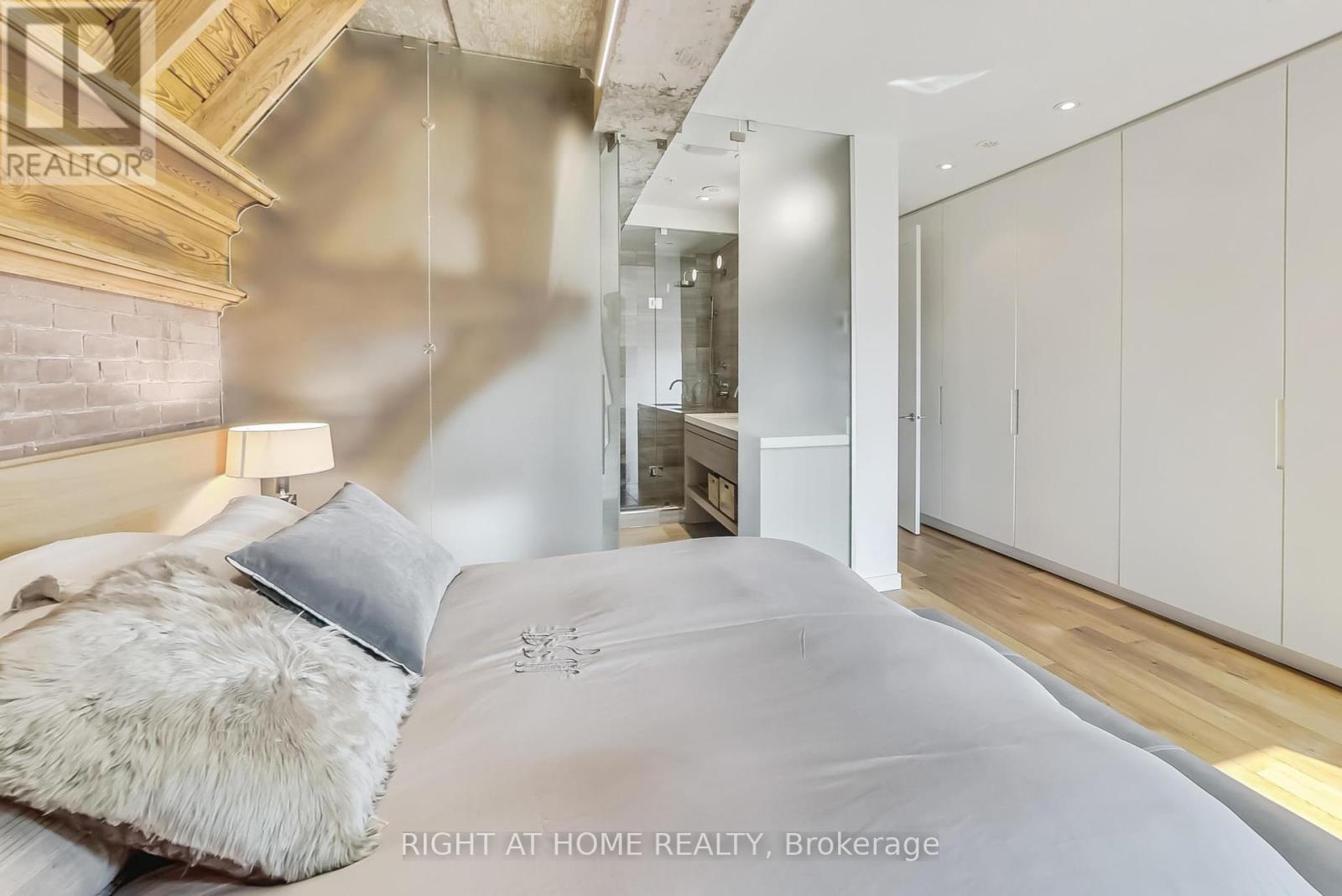 10 - 40 Westmoreland Avenue, Toronto, Ontario  M6H 2Z7 - Photo 19 - W12216726
