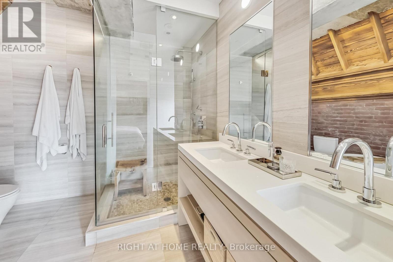 10 - 40 Westmoreland Avenue, Toronto, Ontario  M6H 2Z7 - Photo 20 - W12216726