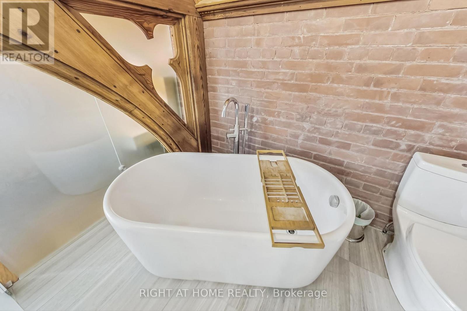 10 - 40 Westmoreland Avenue, Toronto, Ontario  M6H 2Z7 - Photo 21 - W12216726