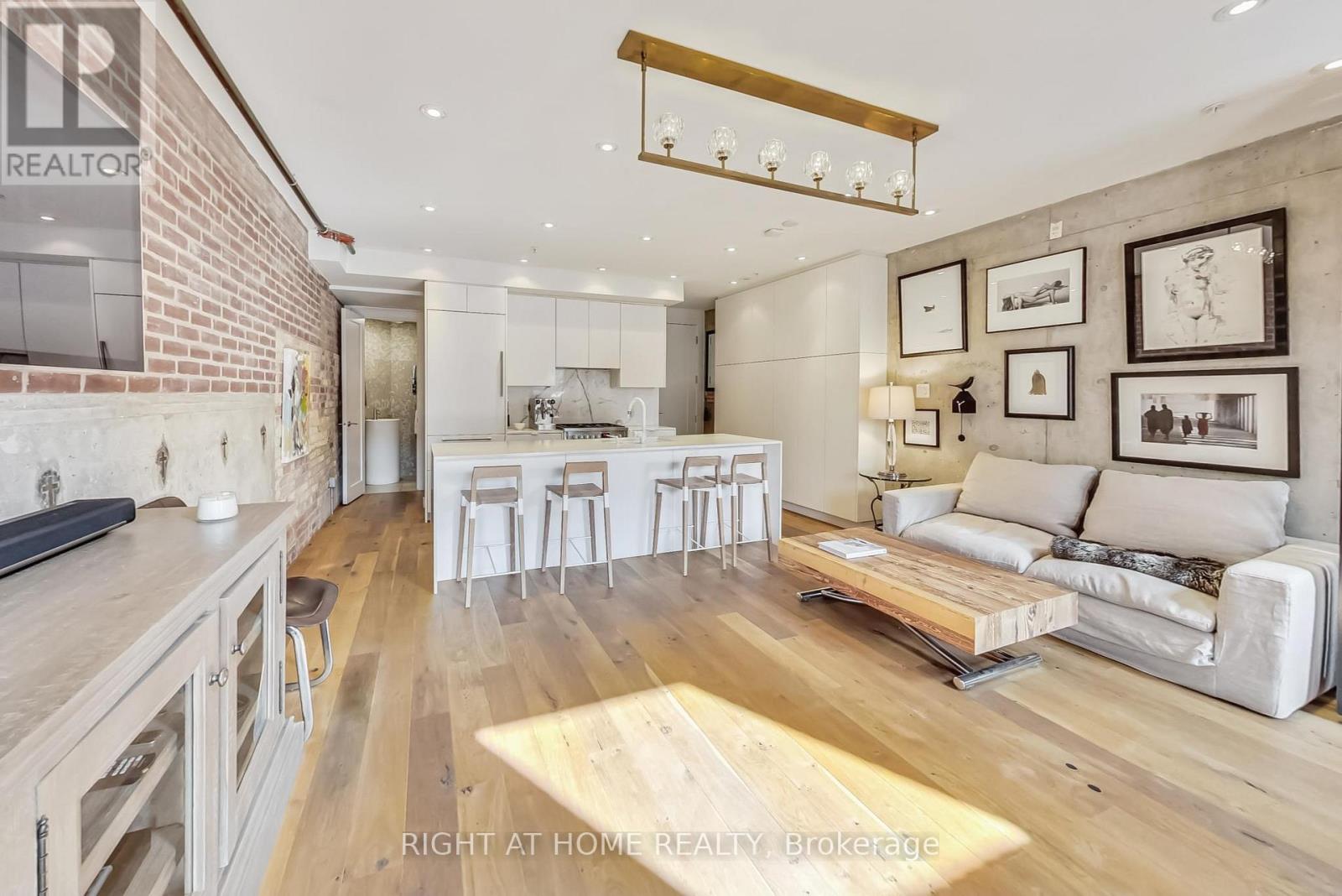 10 - 40 Westmoreland Avenue, Toronto, Ontario  M6H 2Z7 - Photo 8 - W12216726