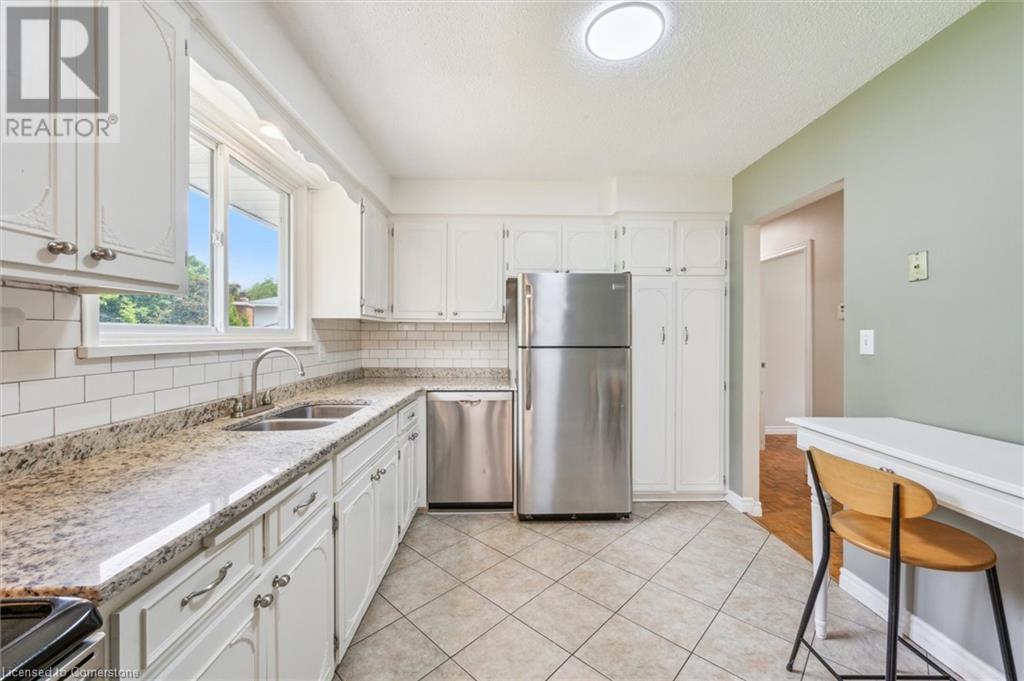 244 Westwood Drive, Kitchener, Ontario  N2M 2L2 - Photo 13 - 40738596