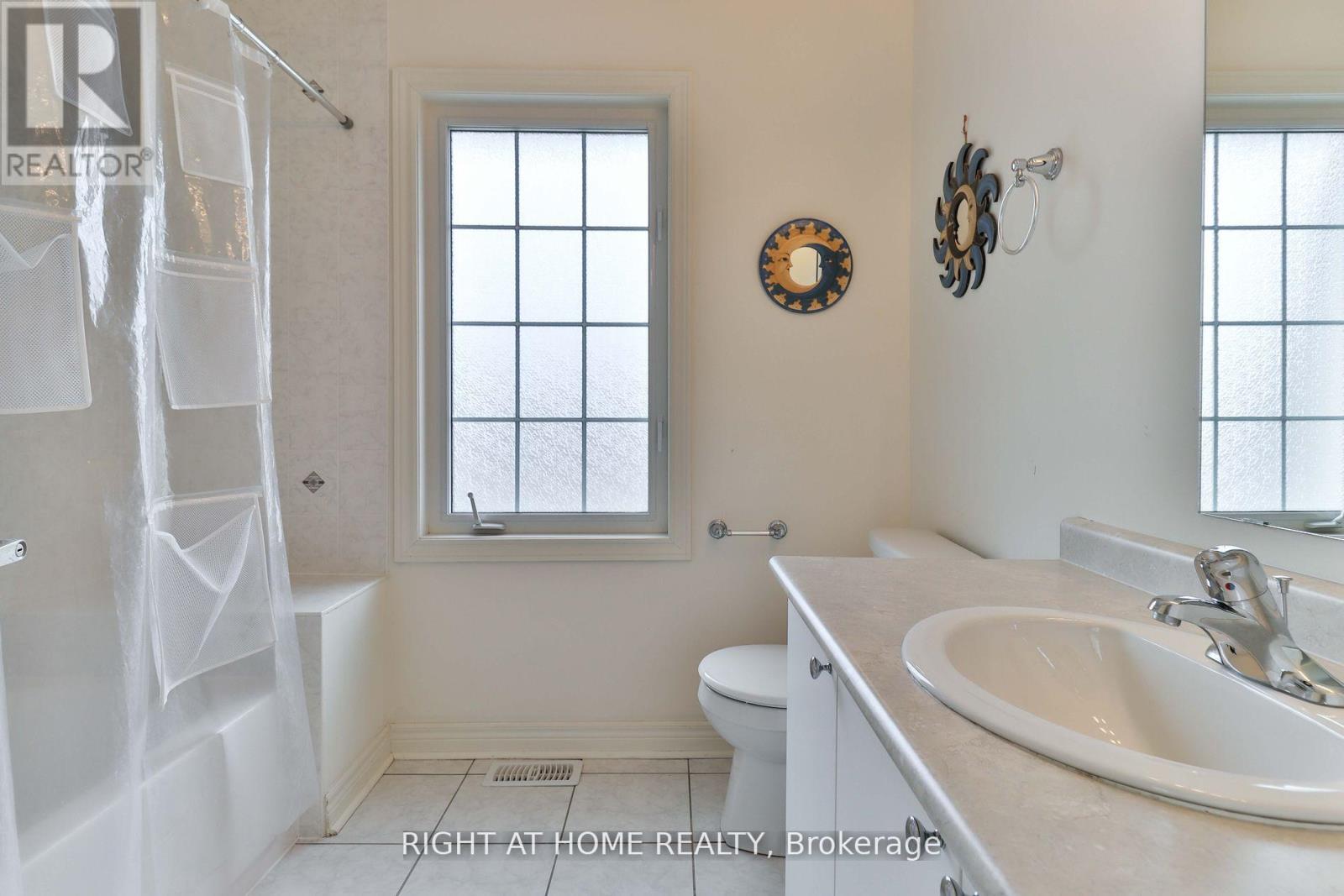 72 Jeremiah Lane, Toronto, Ontario  M1J 0A4 - Photo 16 - E12214916