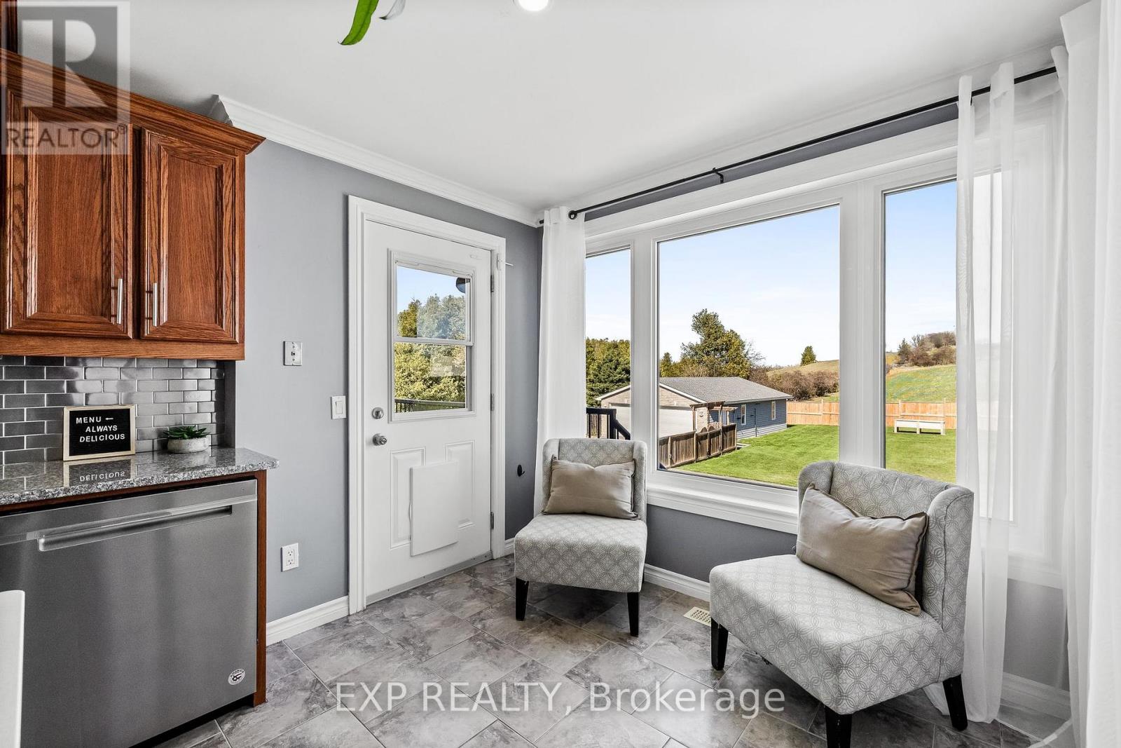 1061 County 28 Road, Otonabee-South Monaghan, Ontario  K0L 1V0 - Photo 14 - X12216113