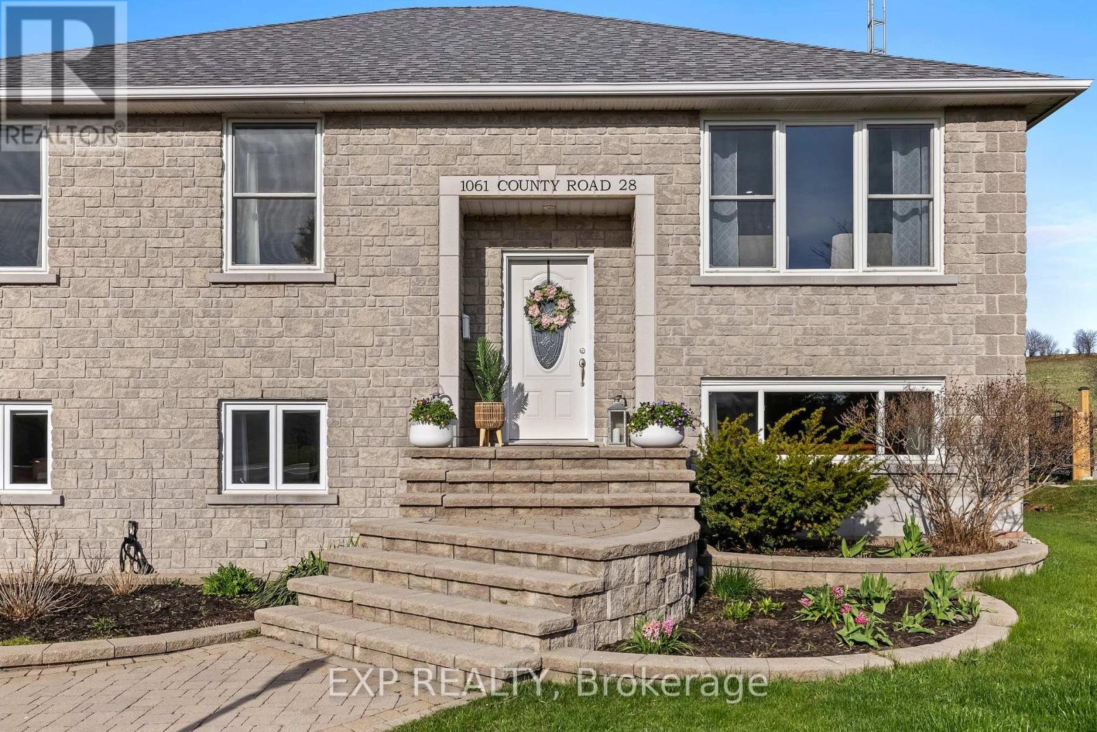 1061 County 28 Road, Otonabee-South Monaghan, Ontario  K0L 1V0 - Photo 6 - X12216113