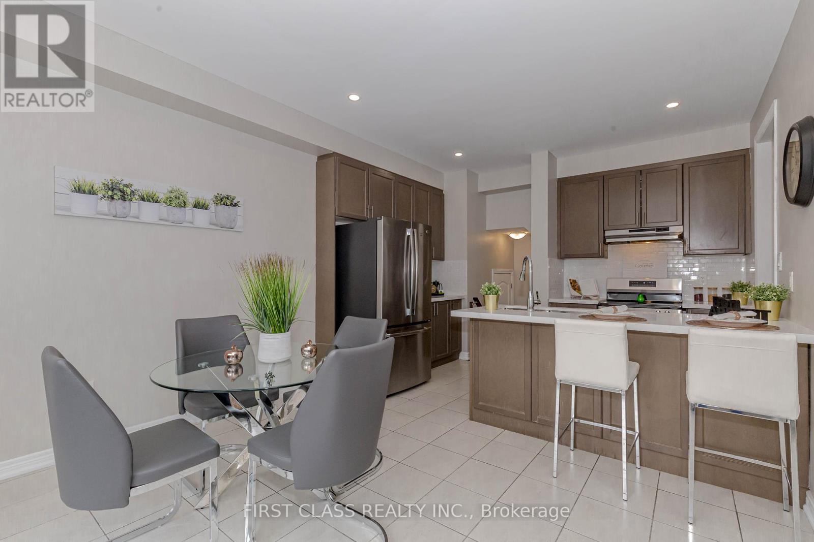 24 Weatherall Avenue, Cambridge, Ontario  N3H 5L5 - Photo 17 - X12216138