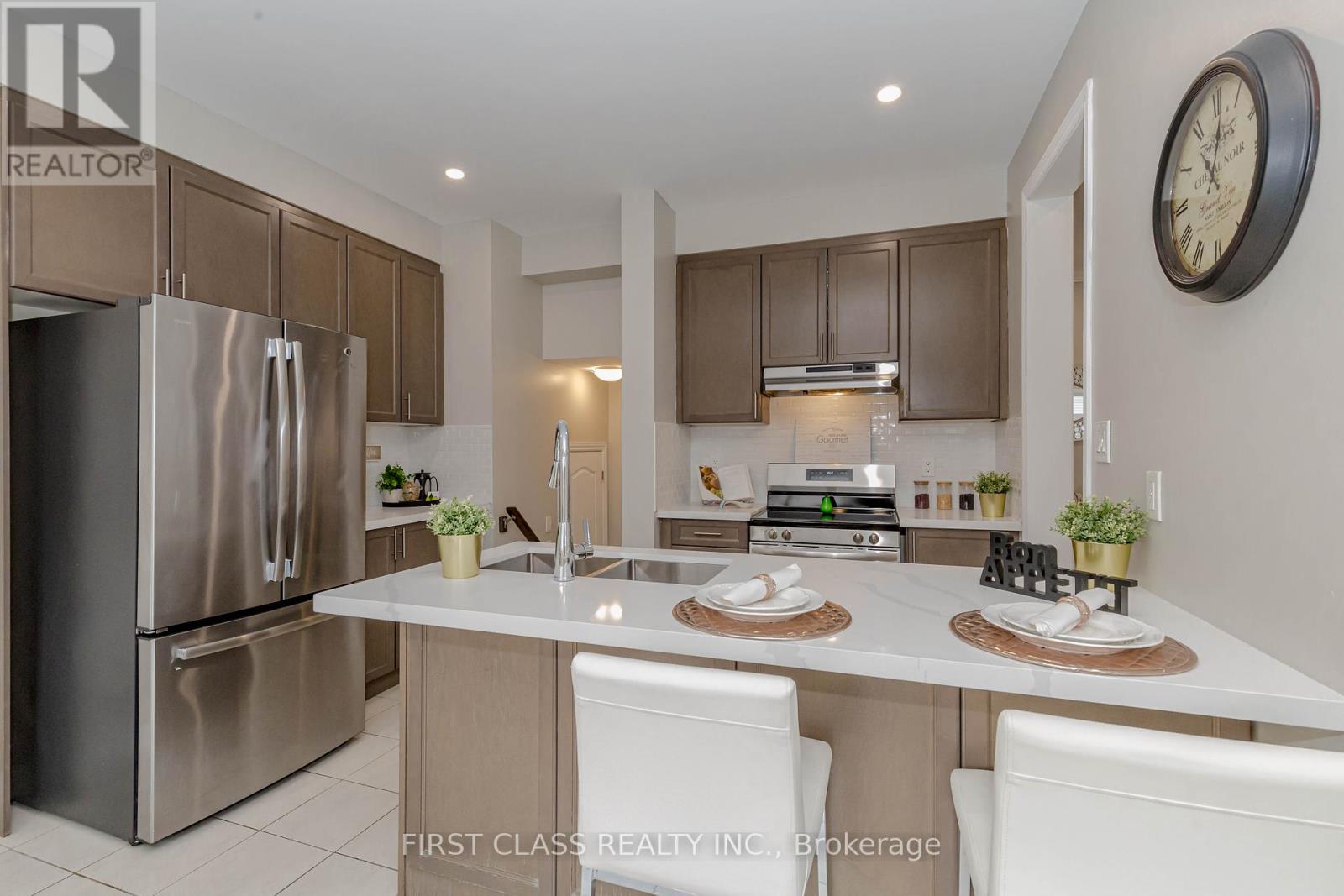 24 Weatherall Avenue, Cambridge, Ontario  N3H 5L5 - Photo 20 - X12216138