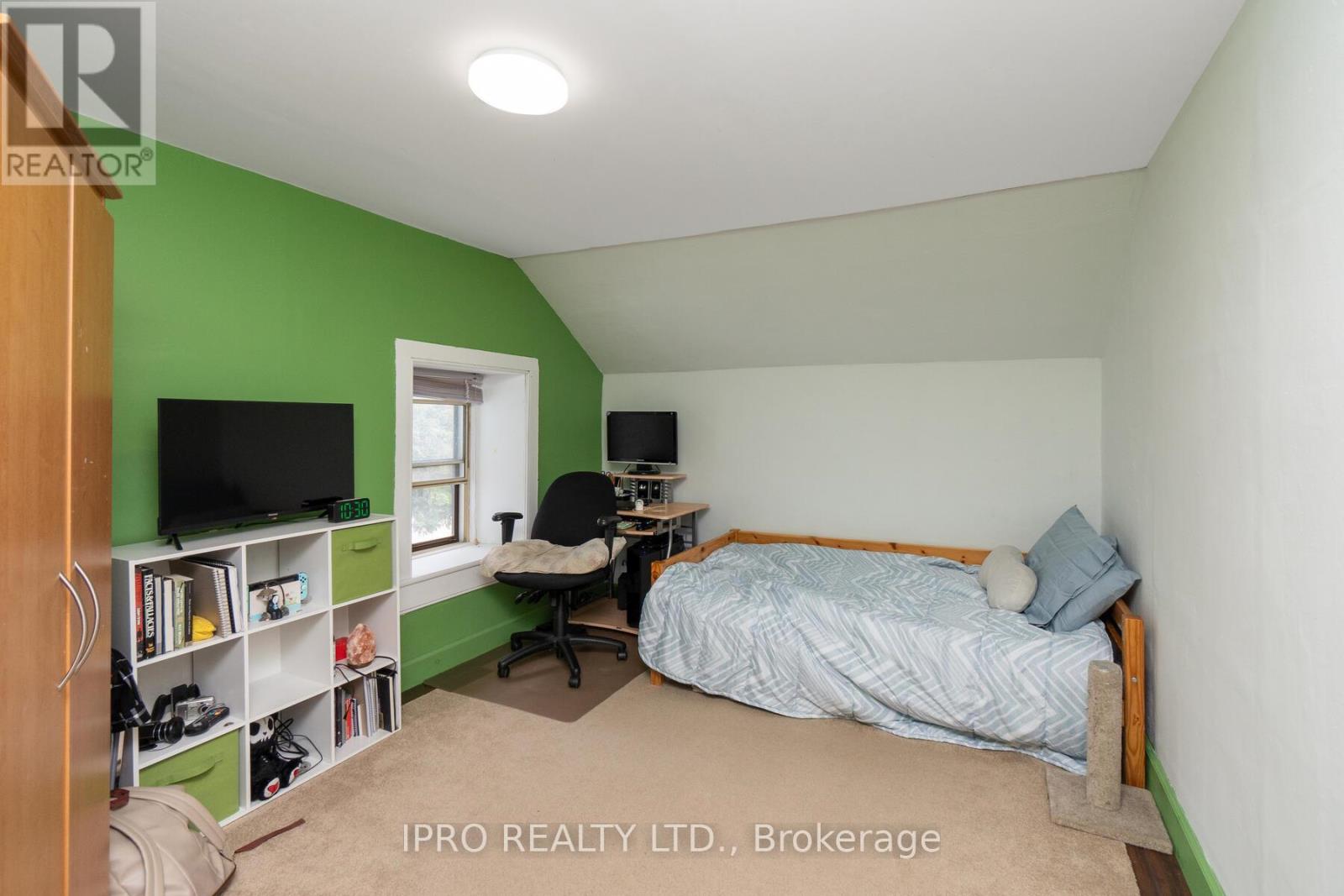 9206 Sideroad 17 Road, Erin, Ontario  N0B 1Z0 - Photo 13 - X12216141