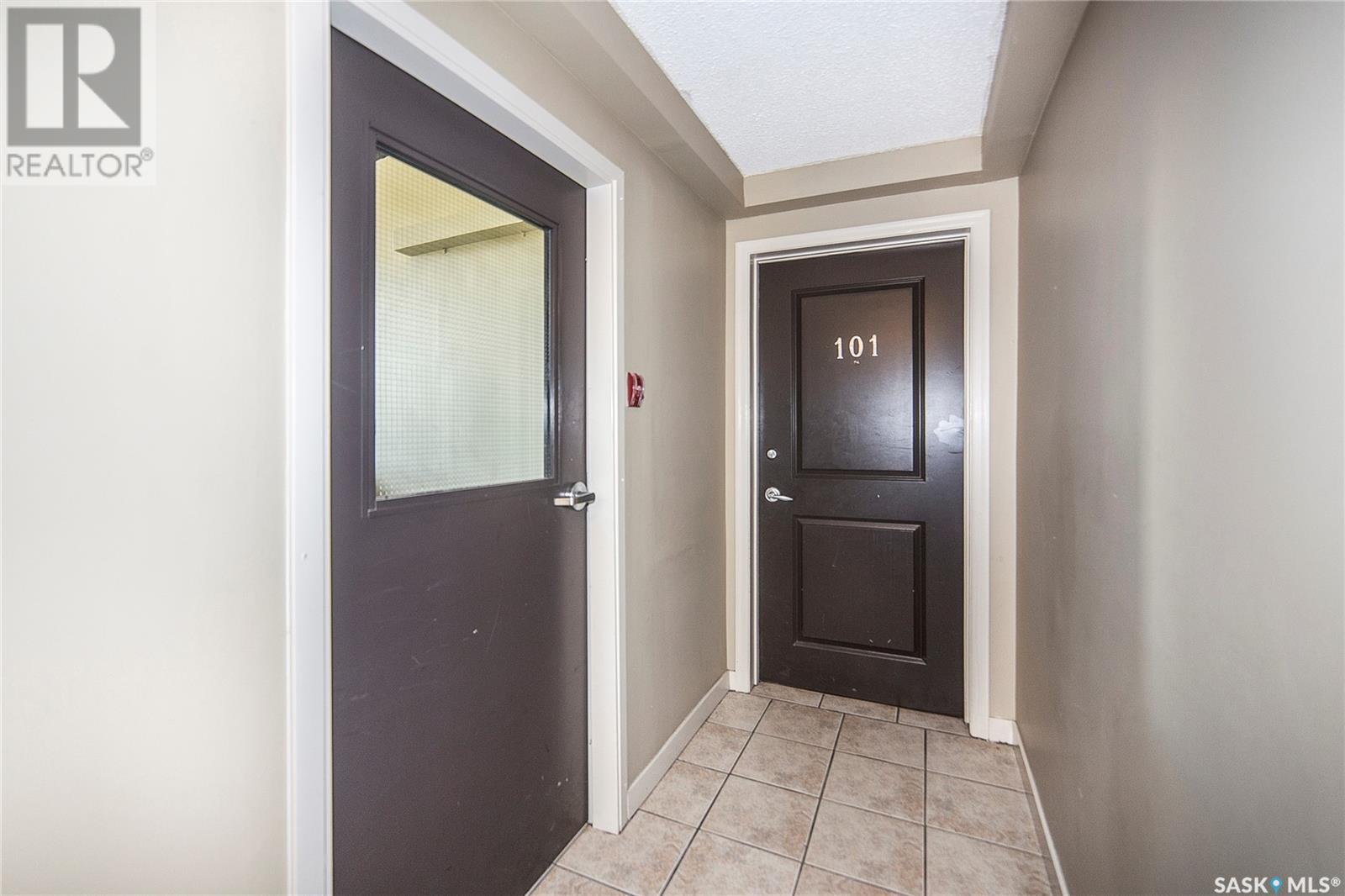 101 2613 Broadway Avenue, Saskatoon, Saskatchewan  S7J 0R7 - Photo 3 - SK009242