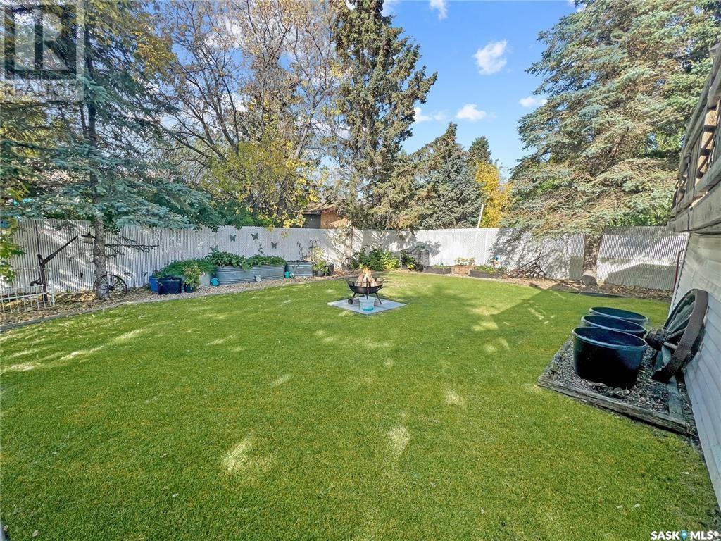 1700 Barton Drive, Prince Albert, Saskatchewan  S6V 7W3 - Photo 19 - SK009174