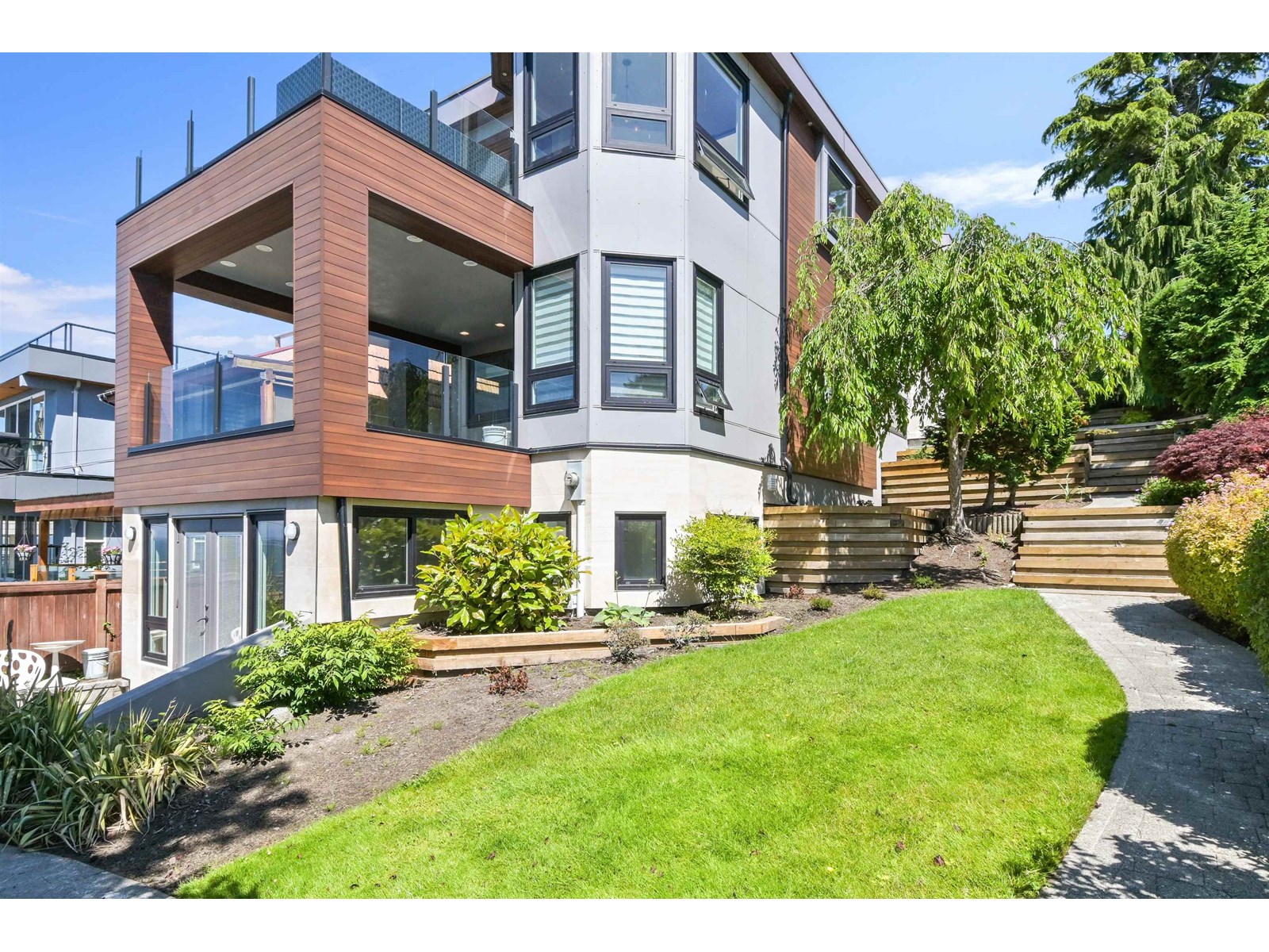 15095 Royal Avenue, White Rock, British Columbia  V4B 1M1 - Photo 34 - R3013923