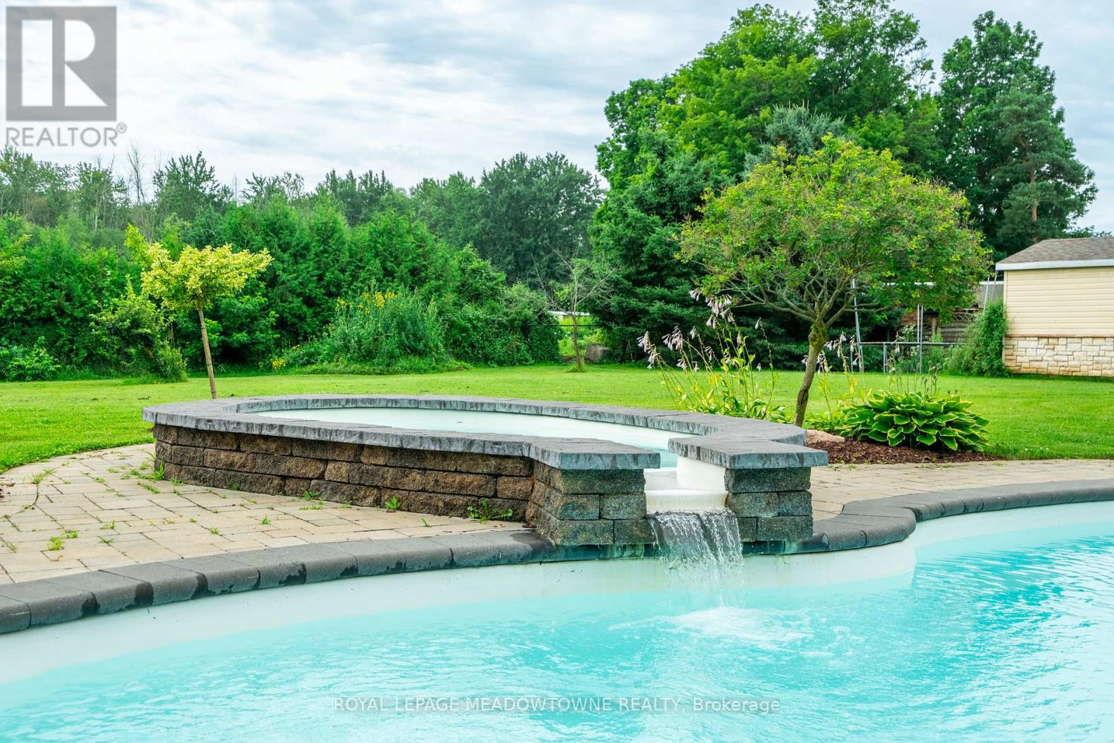128 Carlisle Road, Hamilton, Ontario  L8B 0Z8 - Photo 46 - X12216162